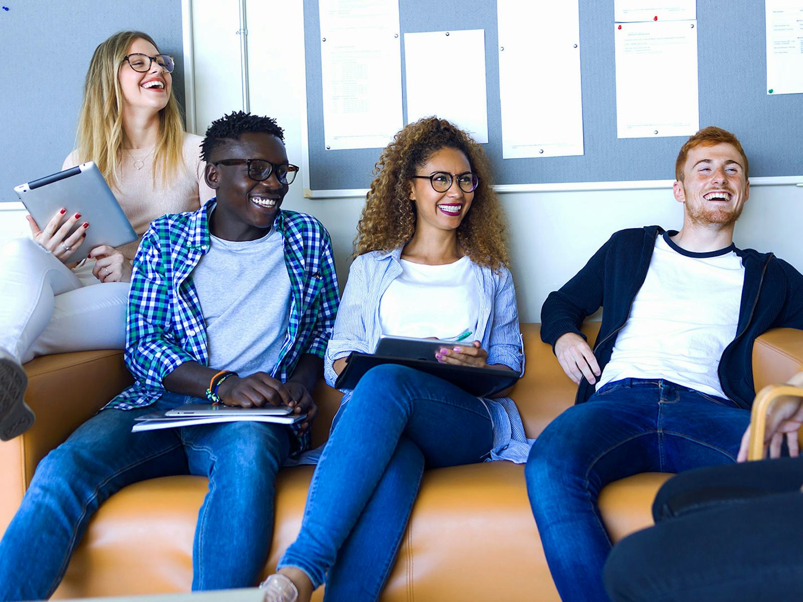 8 Ways To Improve Student Experience & Boost Retention | Digital Marketing  Institute
